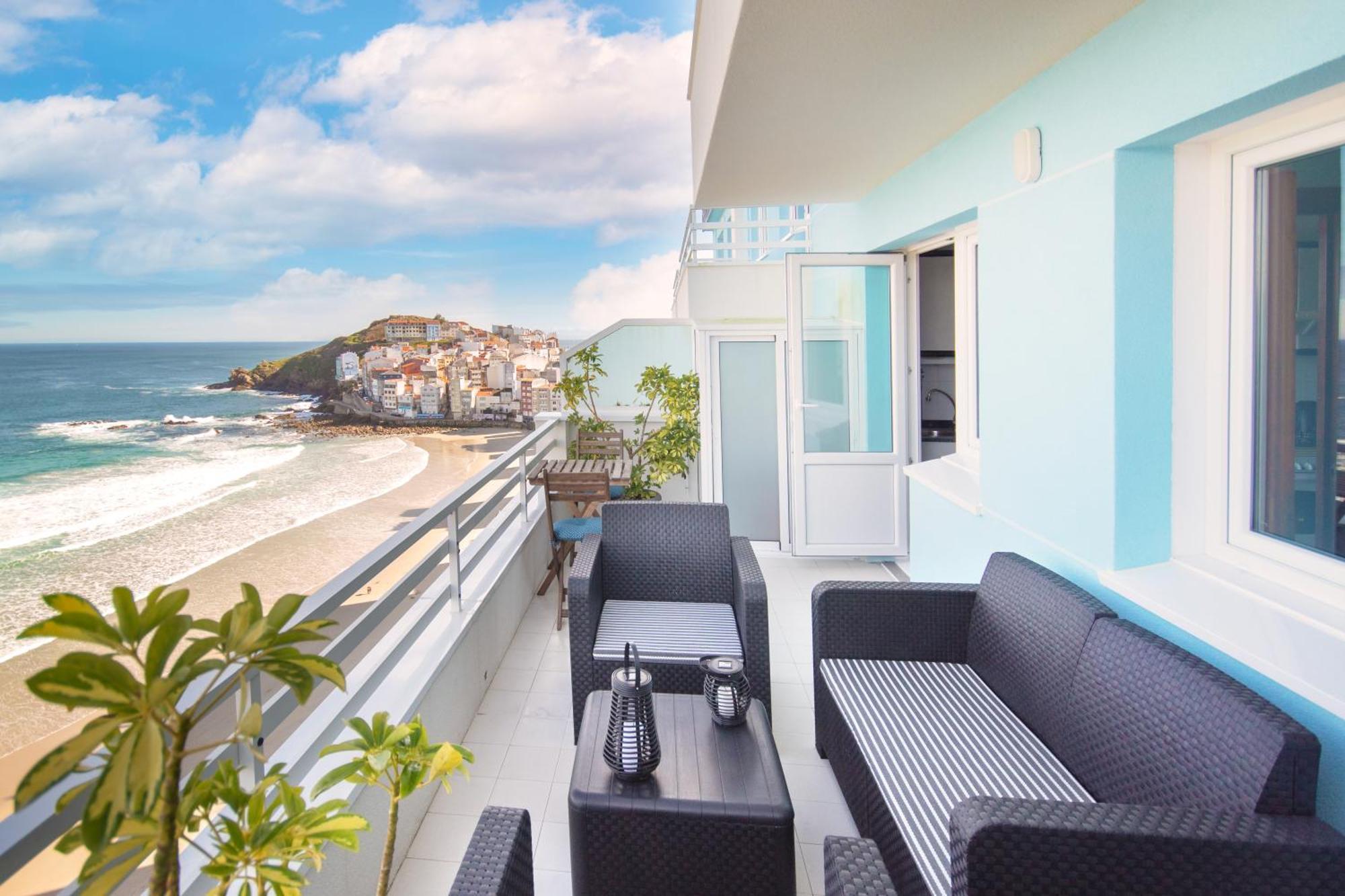 Ag Apartamento Nordes Malpica Primera Linea Playa Exteriör bild