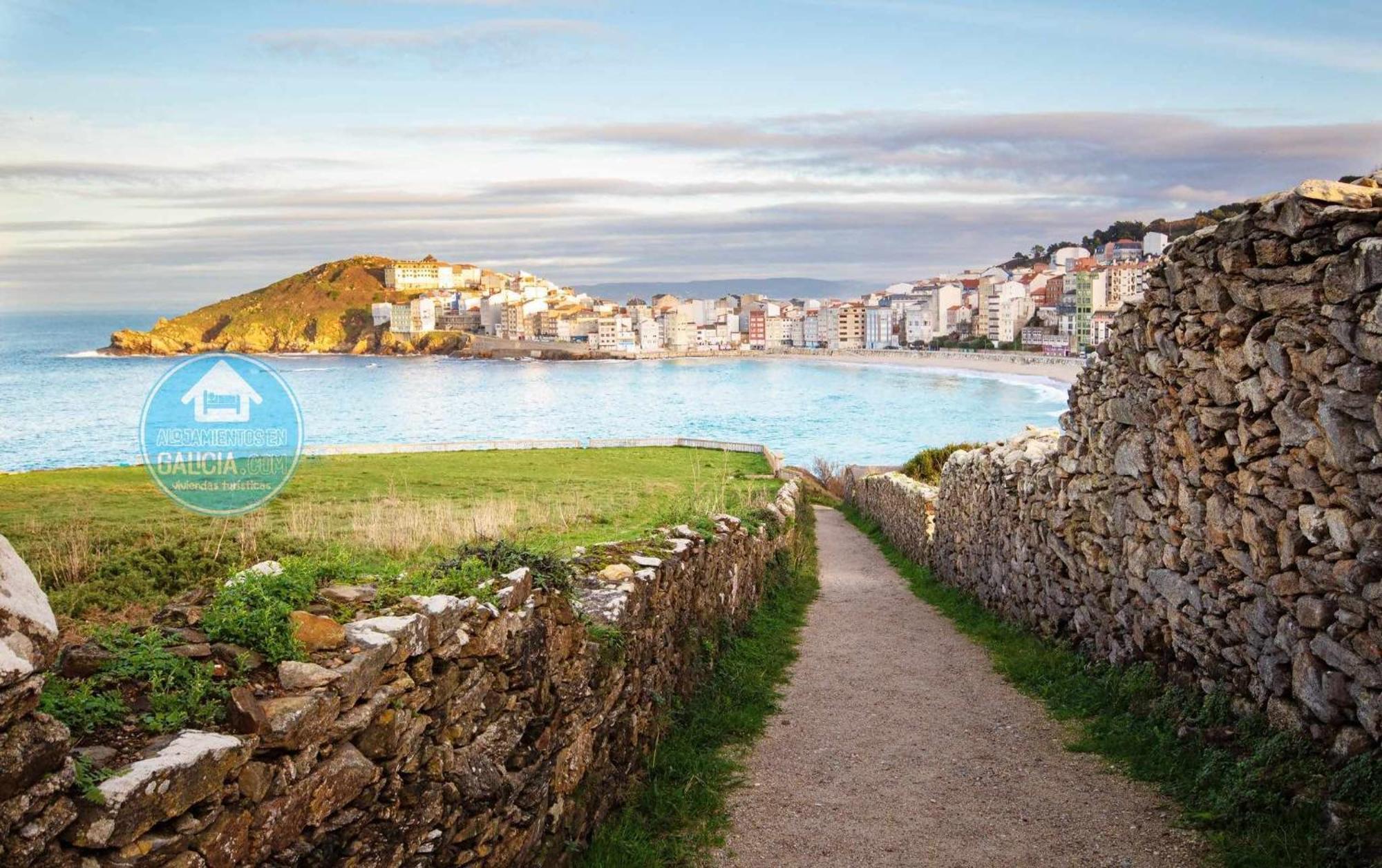 Ag Apartamento Nordes Malpica Primera Linea Playa Exteriör bild